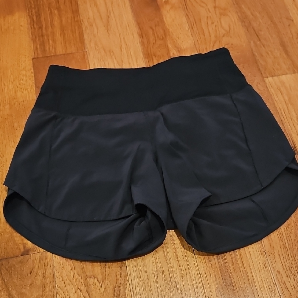 Lululemon Speed Up High Rise 4" Short